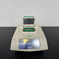 Bio-Rad C1000 Touch Thermal Cycler image 3